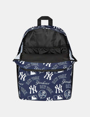 Mochila New Era Mlb Aop Multi Stadium Yankees Azul Blanco