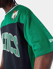 Camiseta New Era NBA Celtics Mesh Oversize Arch Graphic