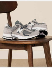 Zapatillas New Balance 2002 Gris Silver